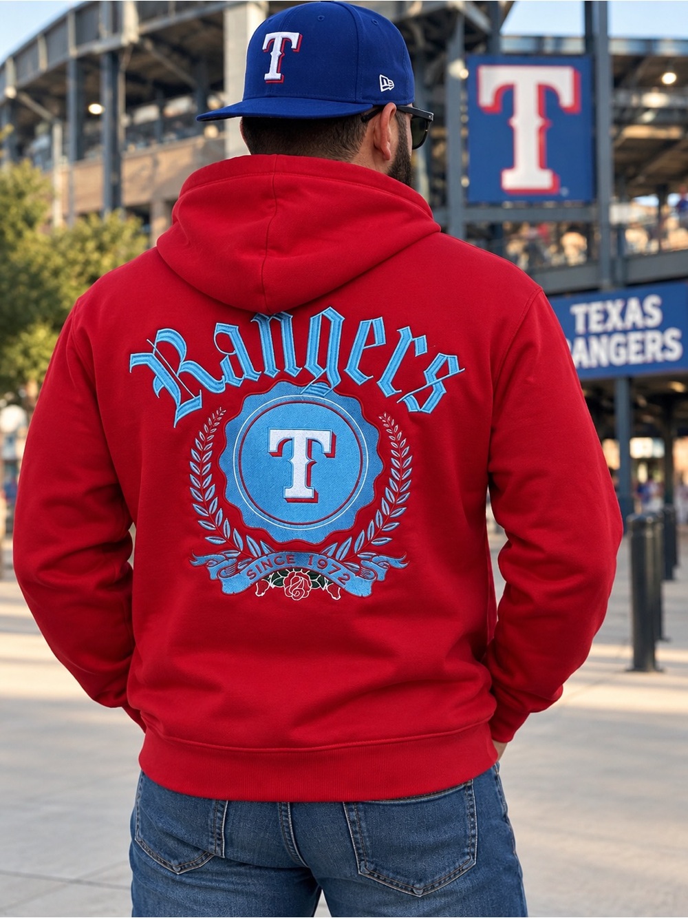 NWT New Era Texas Rangers Hoodie
